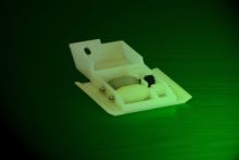 Irodatechnikai és háztartási gép alkatrészek